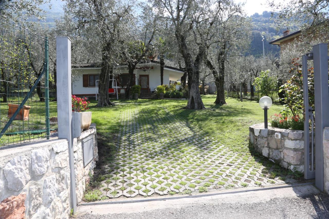 Villa Casa Saglia Мальчезіне Екстер'єр фото